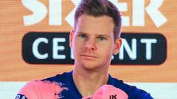 யப்பா சாமி.. ஆடின வரை போதும்.. தெரியாம டீம்ல எடுத்துட்டோம்.. முன்னாள் சாம்பியனை தூக்கி எறிந்த ஸ்மித்