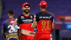 முதல்ல சிராஜ்கிட்ட பௌலிங் கொடுக்கற ஐடியாவே இல்ல... லேட்டாதான் முடிவு பண்ணோம்.. விராட்