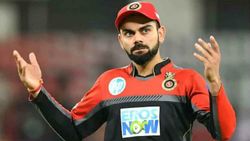 இதை பார்த்தால் அவர் மீண்டும் கிரிக்கெட்டே ஆட மாட்டார்.. கத்திய கோலி.. பதறிய இளம் வீரர்.. பின்னணி!