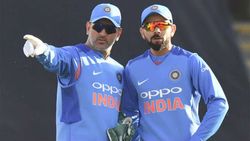 தோனி இப்படி செய்யவில்லை.. இவர் மட்டும் ஏன் இப்படி? குறி வைக்கப்படும் கோலி.. இந்திய அணியில் பரபரப்பு!