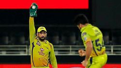 வாட்சன் அவுட்.. மூட்டை முடிச்சை கட்டிக்கொண்டு.. அவசர அவசரமாக நாடு திரும்பிய சிஎஸ்கே.. என்ன காரணம்?