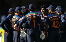 அந்த 4 மணி நேரம் 6 நிமிடம்.இந்திய அணியின் தொடர் தோல்விக்கு பின் இப்படி ஒரு காரணமா.சிக்கும் கோலி!