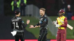 2ல் வெற்றி... தொடரை கைப்பற்றிய நியூசிலாந்து அணி... மழையால் 3வது போட்டி ரத்து!