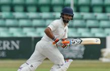 தம்பி மொத்தமா முடிஞ்சுச்சு. அப்படியே வீட்டுக்கு கிளம்புங்க.. மூடப்பட்ட கதவுகள்.. ஏமாந்த இளம் வீரர்!