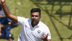 டெஸ்ட் போட்டிகள்ல அபாரம்... 20,000 பந்து வீச்சு... 5வது பௌலர்... அதிரடி அஸ்வின்!