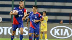 ஒரு கோல் கூட அடிக்க மாட்டாங்க.. பரிதாப நிலையில் கேரளா.. போட்டுத் தாக்கப் போகும் பெங்களூரு!