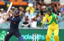 கொஞ்சம் கூட ஆர்வமே இல்லை. வந்தவுடன் வெளியே சென்ற வீரர்கள்.. என்ன நடக்குது இந்திய அணியில்? - பின்னணி