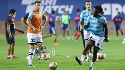 முதல் வெற்றி கிடைக்குமா? ஏக்கத்துடன் ஈஸ்ட் பெங்கால்.. நம்பிக்கையுடன் ஜாம்ஷெட்பூர்.. பரபர மோதல்!