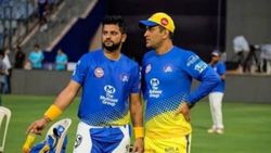 ரெய்னாவை கழற்றிவிட்டாரா தோனி..?? அதிருப்தியில் ரெய்னா.. தல, சின்ன தல நட்பில் விரிசல்..??