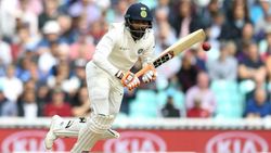 போட்டிக்கு நடுவே.. உள்ளே வந்த வெள்ளை பேப்பர்.. குழம்பிய ஜடேஜா.. பாதியில் நிறுத்தப்பட்ட ஆட்டம்!