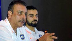 பெரிய அவமானம்.. விரக்தி.. 2 பேரில் ஒருவர் பதவி விலகுங்கள்.. இந்திய அணிக்குள் வெடிக்க போகும் பூதம்