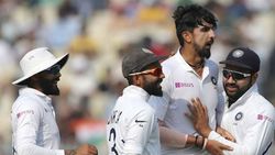 விராட், இஷாந்த் இல்லைன்னா என்னங்க... அணி இருக்குதுல்ல.. யாரையும் சார்ந்து அணி இல்ல... சச்சின்