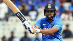 அவங்க ரெண்டு பேரும் தேவை.. ரோஹித்திடம் பேசுவதை தவிர வேறு வழியே இல்லை.. கோலிக்கு அதிரடி செக்!