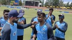 4 வீரர்கள் நீக்கம்.. தமிழக வீரரை அறிமுகம் செய்த கேப்டன் கோலி.. இந்திய அணியில் அதிரடி மாற்றம்!