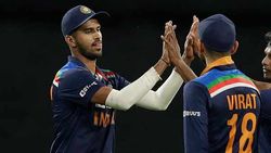 ஸ்பெஷல் பர்மிஷன்.. அவங்க ரொம்ப முக்கியம்.. 2 தமிழக வீரர்களை மலைபோல நம்பும் கோலி.. மாஸ்டர்பிளான்!