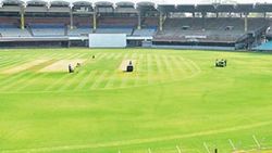 கிரிக்கெட்டுல 50% ரசிகர்களுக்கு தமிழக அரசு அனுமதி... சேப்பாக்கத்துல போட்டிய பாக்க ரெடியா மக்களே?