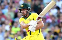 அனைத்திற்கும் டிக் அடித்த மூத்த வீரர் .. சிஎஸ்கேவிற்குள் வரும் புதிய ஆஸி. ஓப்பனர்.. செம டிவிஸ்ட்!