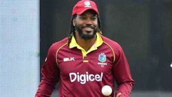 என்னாது ரிடையர்மெண்ட்டா... செல்லாது... செல்லாது... இன்னும் 2 உலக கோப்பையை பாக்கணும்!