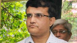 கங்குலி மீண்டும் மருத்துவமனையில் அனுமதி.. நெஞ்சு வலி.. ரசிகர்கள் பரபரப்பு!