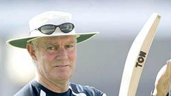 எதிரணி வீரர்களை சீண்டறது கீழ்த்தரமானது.. இதுமூலமா நம்மோட பலவீனம்தான் வெளிப்படும்!