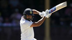 ஆஸ்திரேலியாவில் 50 சிக்ஸ்கள்... சாதித்து காட்டிய முதல் வெளிநாட்டு வீரர்... ஹிட்மேன் அதிரடி!