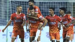 வாய்ப்பை தவறவிட்ட ஏடிகே மோகன் பகான்.. சுதாரித்த கோவா.. பரபர கால்பந்து போட்டி!