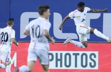 புது ஆள் வந்தவுடன் வெற்றி.. நார்த் ஈஸ்ட் குதூகலம்.. ஜாம்ஷெட்பூர் பரிதாபம்!