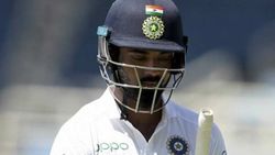 போட்ட திட்டமெல்லாம் காலி.. திடீரென வெளியேறிய கே.எல் ராகுல்.. இந்திய பிளேயிங் 11ல் எதிர்பாராத மாற்றம்