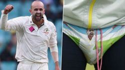 நீங்க எல்லாம் மூத்த வீரரா?.. வைரலாகும் வித்தியாசமான உள்ளாடை.. தேவையின்றி சர்ச்சைக்கு உள்ளான வீரர்!