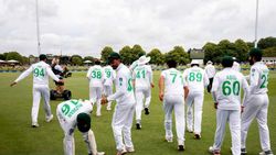 இளம் வீரர்களை அனுப்பி அசிங்கப்பட்ட பாக். அணி.. செய்தியாளர் சந்திப்பில் பரபரப்பு.. என்ன நடந்தது?