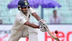 இப்படி ஒரு விக்கெட்கீப்பர் தான் தேவை.. அப்புறம் உங்க இஷ்டம்.. பண்ட்டுக்கு எதிராக களமிறங்கிய சாஹா!