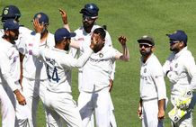 இந்திய வீரர்கள் எல்லாருக்கும் கொரோனா டெஸ்ட் எடுத்தாச்சு... எல்லாமே நெகட்டிவ்தான்!