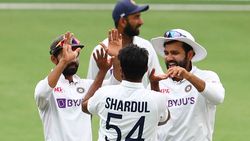 வறுமையான பின்னணி.. தாழ்மையான குணம்.. இந்திய வீரர்களுக்கு இந்த போராட்ட குணம் எங்கிருந்து வந்தது?!