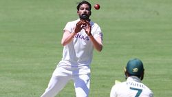 10 நிமிடம்.. மொத்தமாக ஆட்டத்தை மாற்றிய ஒரு ஓவர்.. ஆஸி. வீரர்களை கலங்கடித்த சிராஜ்.. செம சம்பவம்