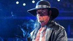 அவர் எடுத்தது ரொம்ப தப்பான முடிவு.. சிஎம் பங்க்கை காய்ச்சி எடுத்த அண்டர்டேக்கர்!