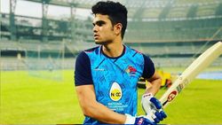 ஐபிஎல் 2021 ஏலப்பட்டியல்... அர்ஜூன் டெண்டுல்கர் தேர்வு... ஆதாரவிலை 20 லட்சம் ரூபாயாம்!