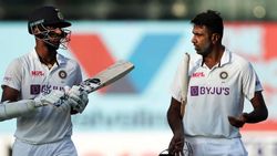 வாசிங்டனுக்கு பதிலாக எந்த வீரருக்கு இந்திய அணியில் இடம் கிடைக்க வாய்ப்பு..!! IND VS SA ODI SERIES