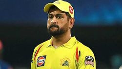 என்ன விளையாடுறீங்களா.. 8 நாள்தான் இருக்கு.. மீட்டிங்கில் தோனி கப்சிப்.. சிஎஸ்கேவின் மிரட்டல் லிஸ்ட்