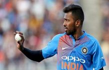 கடைசில பாண்ட்யா இடத்துக்கே ஆபத்தாமே... பிளேயிங் லெவனில் இவங்கதானாம்... கோலியின் புது ஸ்கெட்ச்!