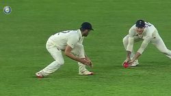 இப்படி வாக்குவாதம் பண்ணிட்டு இருக்காதீங்க.. கோபமாக கத்திய கோலி.. பரபரப்பு வீடியோ.. என்ன நடந்தது?