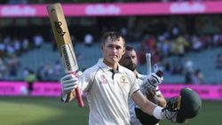 இவரைத்தான் எதிர்பார்த்தோம்.. தோனி எதிர்பார்த்தபடியே நடக்கிறது.. ஆஸி. வீரர் வருகையால் குஷியில் தோனி!