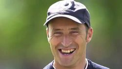 எல்லா ரெக்கார்டையும் முறியடிப்பாரு... வெயிட் அண்ட் சீ... நாசர் ஹூசைன் பாராட்டு