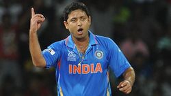 ஹர்பஜன் சிங்கை கழற்றி விட்ட அணிகள்... பியூஷ் சாவ்லா ரூ. 2.4 கோடிக்கு ஏலம்