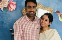 பழைய டிவிட்களை கிளறி.. தேவையின்றி சர்ச்சையில் சிக்கிய அஸ்வின் மனைவி.. நெட்டிசன்களின் வம்பு!