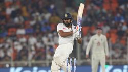 இப்போ என்ன பண்ணுவீங்க.. சொல்லுங்க.. கோலிக்கு முறையான பதிலடி கொடுத்த ரோஹித் சர்மா.. பரபரப்பு