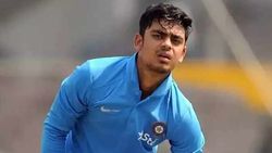 ஒரே ஒரு போட்டோதான்.. இங்கிலாந்து தொடரில் புயலை கிளப்பிய ஐபிஎல் வீரர்.. உண்மையில் என்ன நடந்துச்சு?