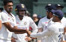 நான் சொல்றதை கேளு.. எடுக்க வேண்டாம்.. ரோஹித் கொடுத்த வாய்ஸ்.. அப்படியே அடங்கிய கோலி.. வைரல்!