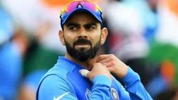 மாற்றமுடியாது.. அந்த பேச்சுக்கே இடமில்லை.. அணியிடம் சொன்ன கோலி.. டிரெஸ்ஸிங் ரூமில் என்ன நடந்தது?