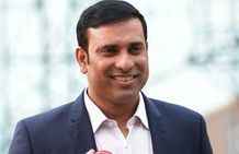 பொறுப்பேயில்லை.. பார்க்கவே அதிர்ச்சியாக இருக்கிறது.. 2 இந்திய வீரர்களை விளாசி தொங்கவிட்ட லட்சுமண்!