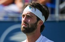 13 மாசங்களுக்கு பிறகு போட்டி... 2வது போட்டியிலேயே மண்ணை கவ்விய ரோஜர் பெடரர்!